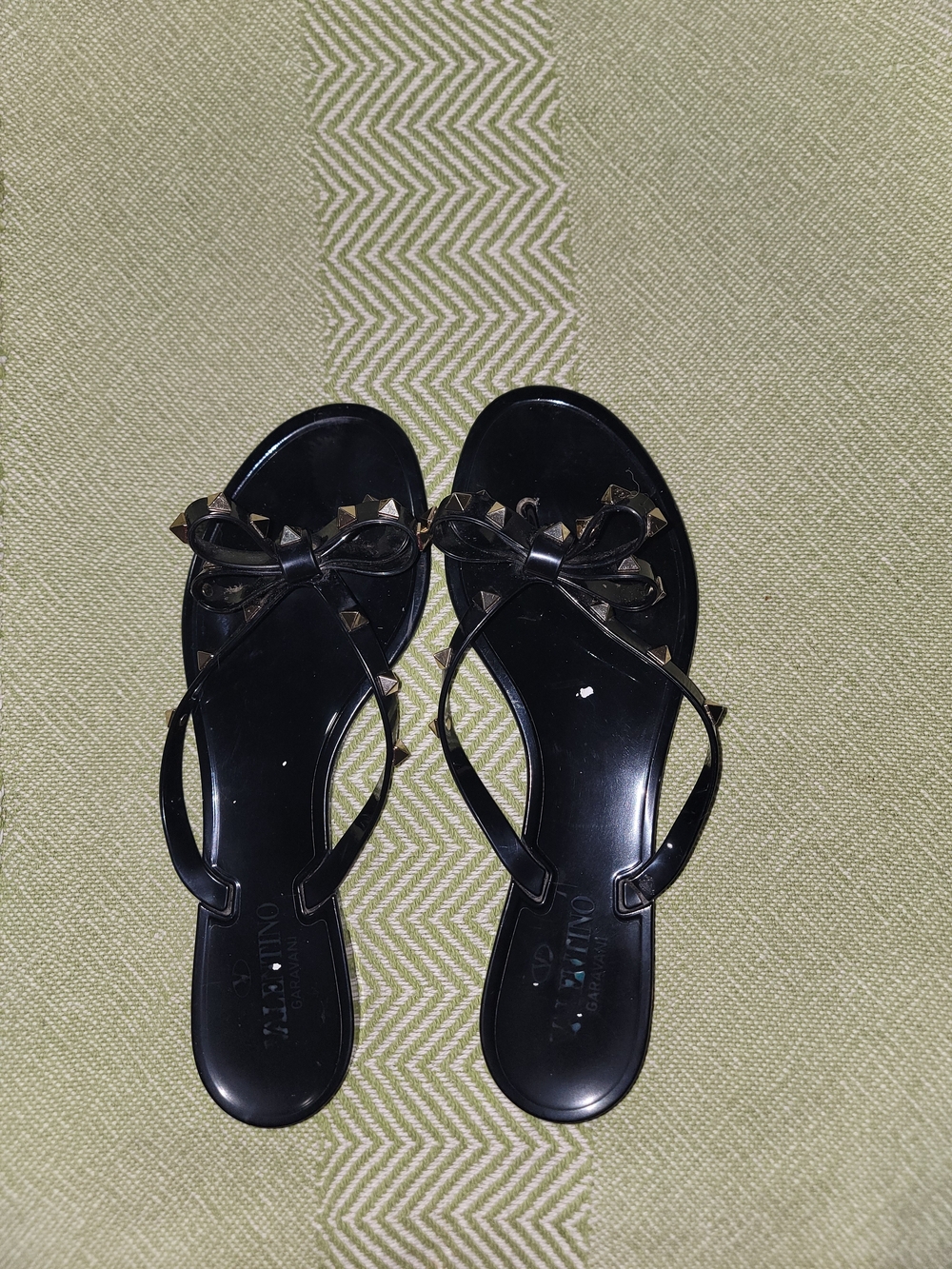 Valentino Garavani Black Bow Stud Jelly Sandals - Women